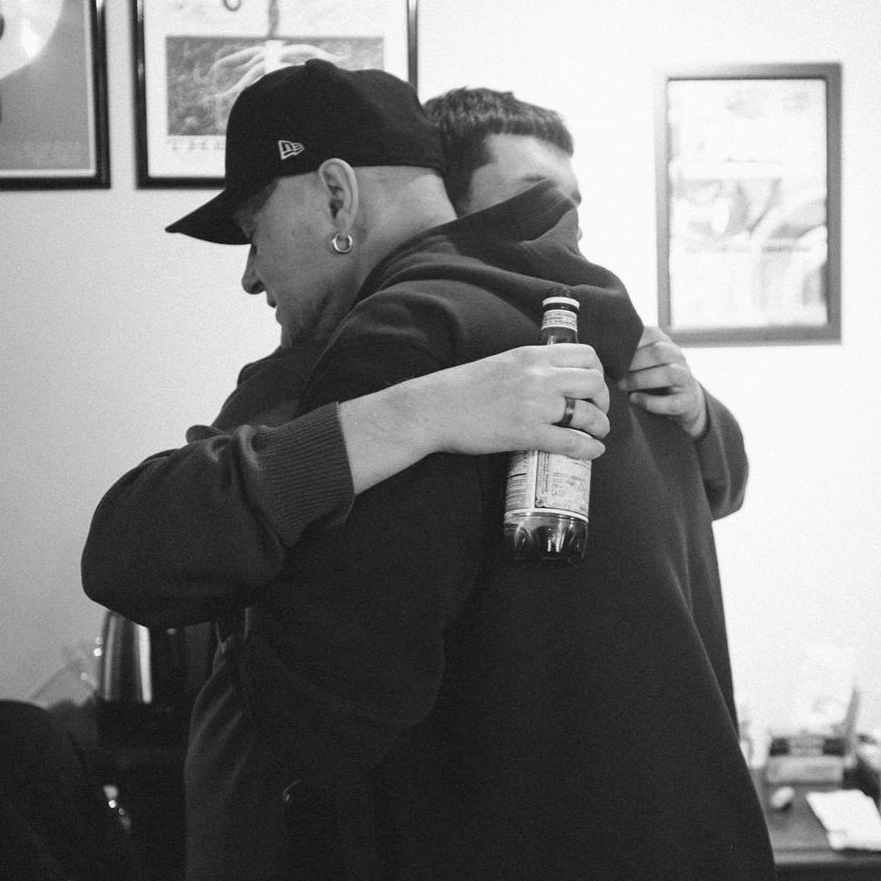 Російський репер Noize MC зустрівся у Чикаго з Андрієм Хливнюком та заявив, що пишається ним