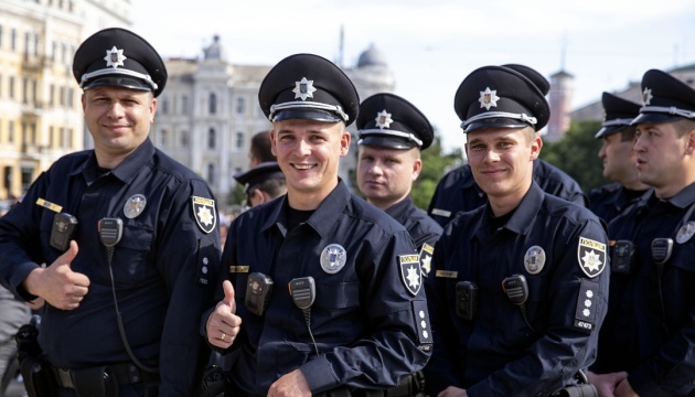 В Києві помітили велике скупчення поліції: що сталося